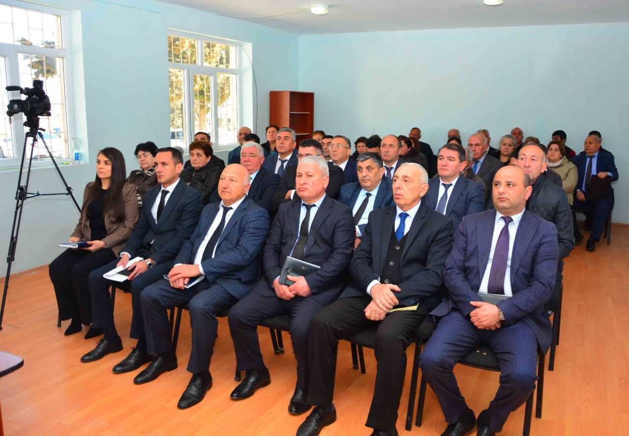 Seymur Orucov vətəndaşların müraciətlərini dinlədi - FOTOLAR